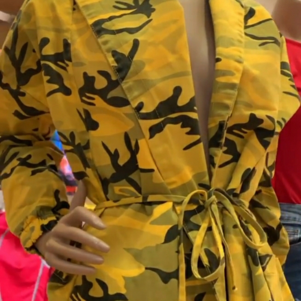 Camouflage peplum hoodie